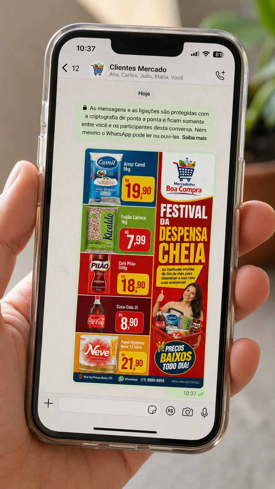 Tela de WhatsApp em um celular com uma oferta de supermercado pronta para enviar para os clientes